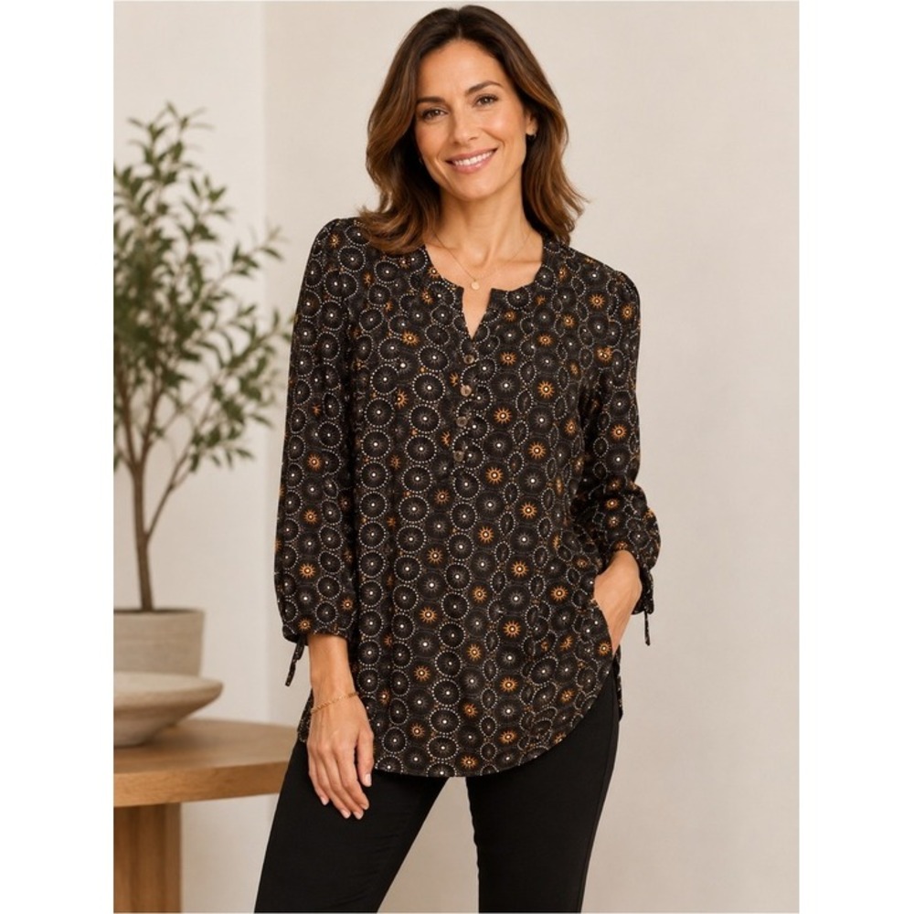 BY DESIGN. L. Beautiful Black,‎ yellow & white print shirt. Long sleeves.